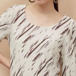 Code by Lifestyle Off White Printed Top image 5