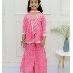 Ka-mee Three Fourth Sleeves Bandhani Printed & Lace Embellished Coordinating Kurta Sharara Set With Dupatta - Pink-image-47