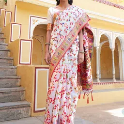KALINI Woven Design Zari Silk Blend Saree-image-12