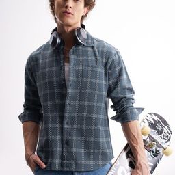 HIGHLANDER Checked Spread Collar Relaxed Fit Shirt-picture-27