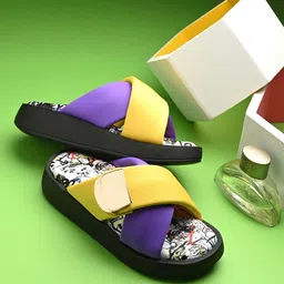 knoos Printed Colourblocked Flatform Heel Sandals-47