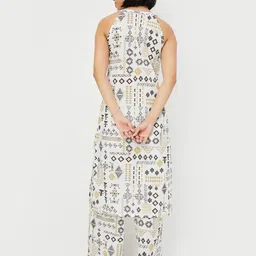 max Women Ethnic Motifs Printed Regular Kurta with Trousers image 5