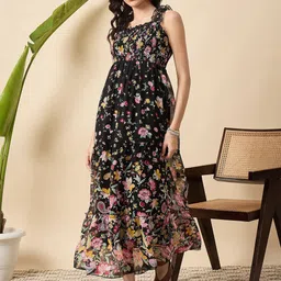 DRAPE AND DAZZLE Women Floral Printed Smocked Bodice Maxi Dress-picture-9