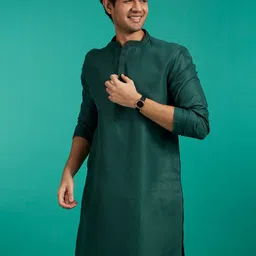 Diwas by Manyavar Men Thread Work Kurta-image-37