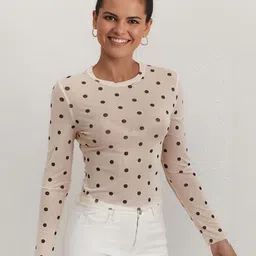 Outzidr Polka Dot Print Top-picture-17