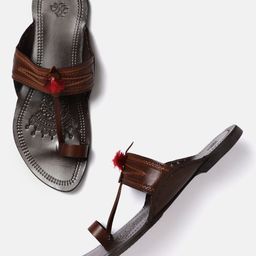 House of Pataudi Men Leather Kolhapuris-picture-16