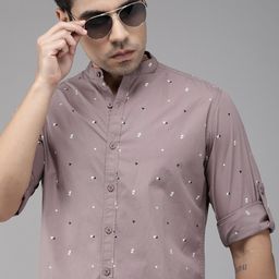 Roadster Men Mauve & White Regular Fit Geometric Printed Casual Sustainable Shirt-picture-1