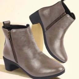 Fausto Women's Grey Casual Booties-image-9