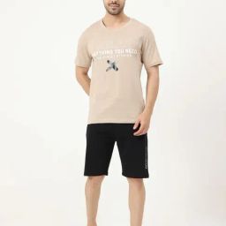 Masculino Latino Beige & Black Regular Fit Printed Nightwear Set-image-92