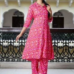 Shrivani Women Floral Printed Regular Pure Cotton Kurta with Trousers-44
