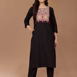 Varanga Women Printed Indie Prints Pure Cotton Kurta-picture-33