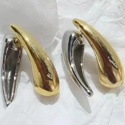 VAGHBHATT Dual-Tone Drop Earrings image 2