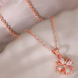 GIVA 925 Silver Rose Gold Floral Dreams Pendant with Link Chain-image-6