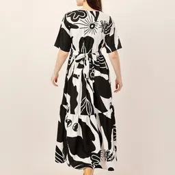 all about you Abstract Print Fit & Flare Midi Dress image 4