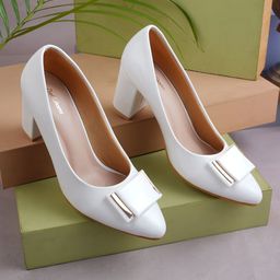 Get Glamr Women White Solid Pumps-29