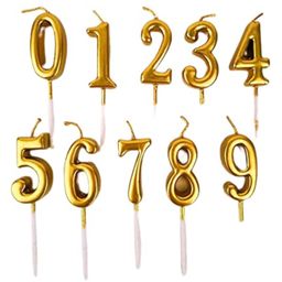 Bubble Trouble Numerical Cake Topper Candle Number 7 - Golden image 3