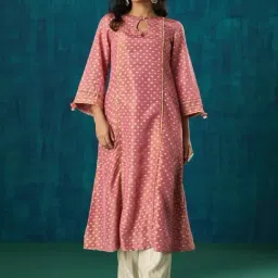 Mushio Pink Damini Zari Booti Amala Kurta With Lace Detail-image-27