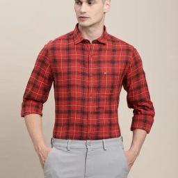 Turtle Red Cotton Slim Fit Printed Shirt-image-25