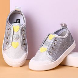 Cute Walk by Babyhug Casual Shoes Heart Applique - Grey-image-93