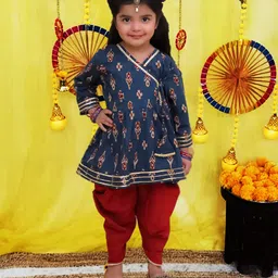 Bownbee Pure Cotton Woven Three Fourth Sleeves Floral Motifs Printed Gota Lace Embellished Kurti With Dhoti Set - Navy Blue-picture-6