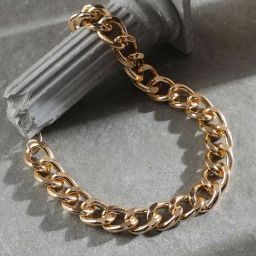 Sohi The Medium Chunky Link Chain Necklace for Women-image-15