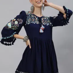 Ishin Navy Embroidered Tunic-picture-25