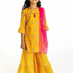 Campana Kids Yellow & Pink Boota Block Print Kurti, Sharara & Dupatta-image-7