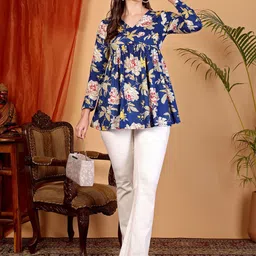 TARANJAL Women Floral Print A-Line Top image 4