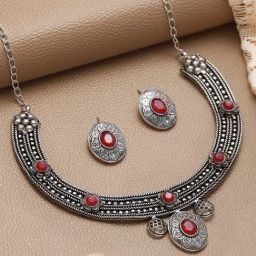 Aatmana Oxidised Silver-Tone Green Stone Studded Necklace Set-14