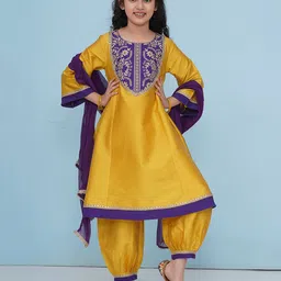 Bitiya By Bhama Silk Woven Three Fourth Sleeves Solid Anarkali Kurta & Salwar With Dupatta Set - Yellow-picture-23