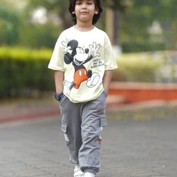 Nap Chief Pure Cotton Mickey & Friends Featuring Half Sleeves Minnie Mouse Printed Tee & Coordinating Cargo Joggers Set - Light Green-image-62