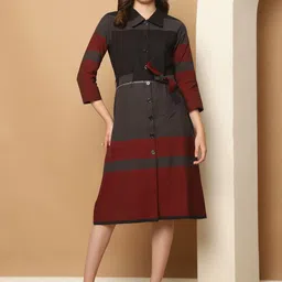 Purple State Colourblocked A-Line Midi Dress-image-9