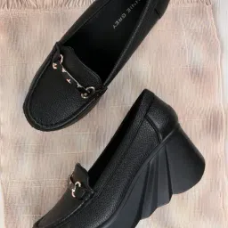 Ronnie Grey Women's Black Wedge Loafers-picture-27