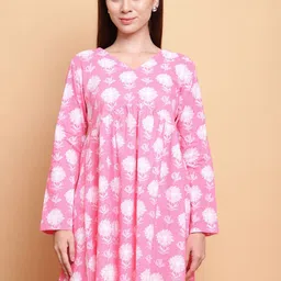anzeer Women Floral Printed Gathers V-Neck Tunic-picture-37