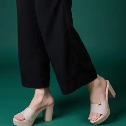 Inc.5 Women's Cream Casual Sandals-image-79