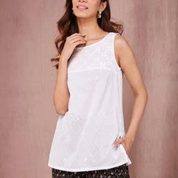 Fabindia White Embroidered Kurti-17