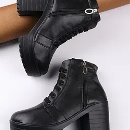 Shoetopia Solid Boots - Black-picture-37