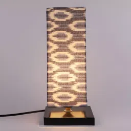 Tucasa TC-06 304.8 mm (12 Inch) ikat Print Table Lamp with Metal Base-18