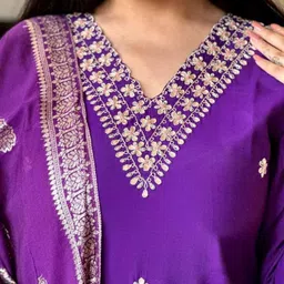 HETVI CREATION Women Regular Kurta with Trousers & With Dupatta image 3