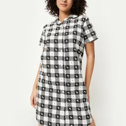 max Checked Nightdress-image-97