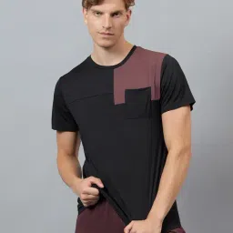 DIDA Black Regular Colour-Block Sports T-Shirt-picture-39