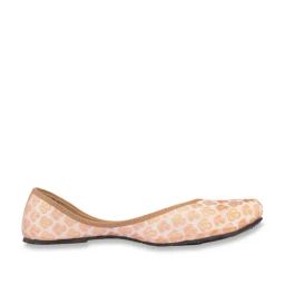 Desi Colour Women's Peach Ethnic Juttis-image-17