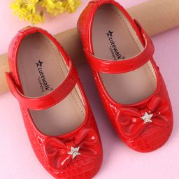 Cute Walk by Babyhug Velcro Closure Bellies with Bow Applique - Red-image-97