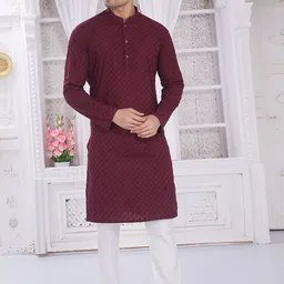 DIVISIVE Men Embroidered Thread Work Kurta-image-57