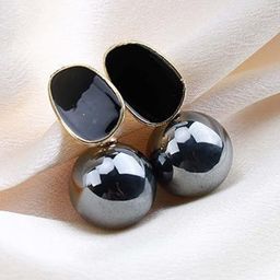 DressBerry Agate Studded Contemporary Drop Earrings-18