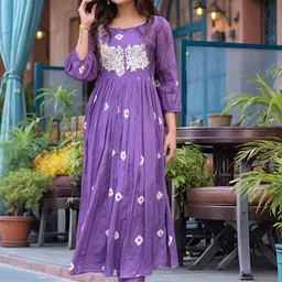 Aaghnya Floral Printed Round Neck Anarkali With Trousers-image-6