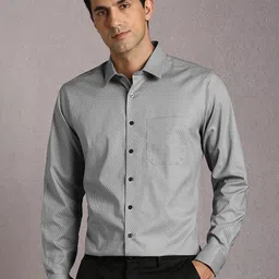 Louis Philippe Men Geometric Printed Spread Collar Cotton Formal Shirt-picture-38