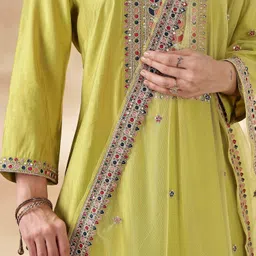 Anouk Women Yoke Design Regular Thread Work Kurta with Trousers & With Dupatta image 5