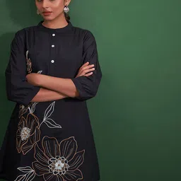 Kaftanize Embroidered Tunic & Trouser Co-Ord Set image 5