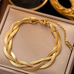 DressBerry Women American Diamond Antique Gold-Plated Wraparound Bracelet-15